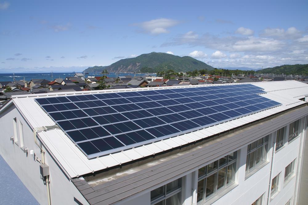 高浜中学校太陽光発電システム
